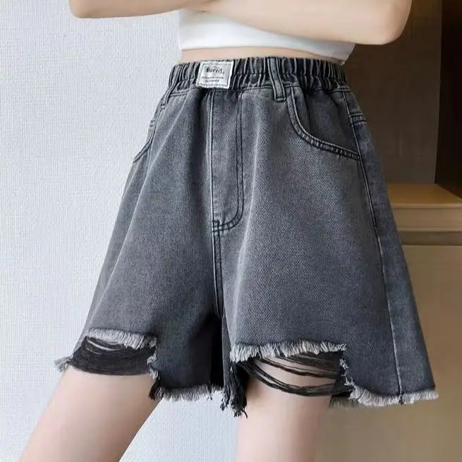 Plus-Size Frayed-Edge Denim Shorts for Women Lightweight Breathable, Summer Style, A-Line, Wide-Leg, Loose Fit, High-Waisted Sim