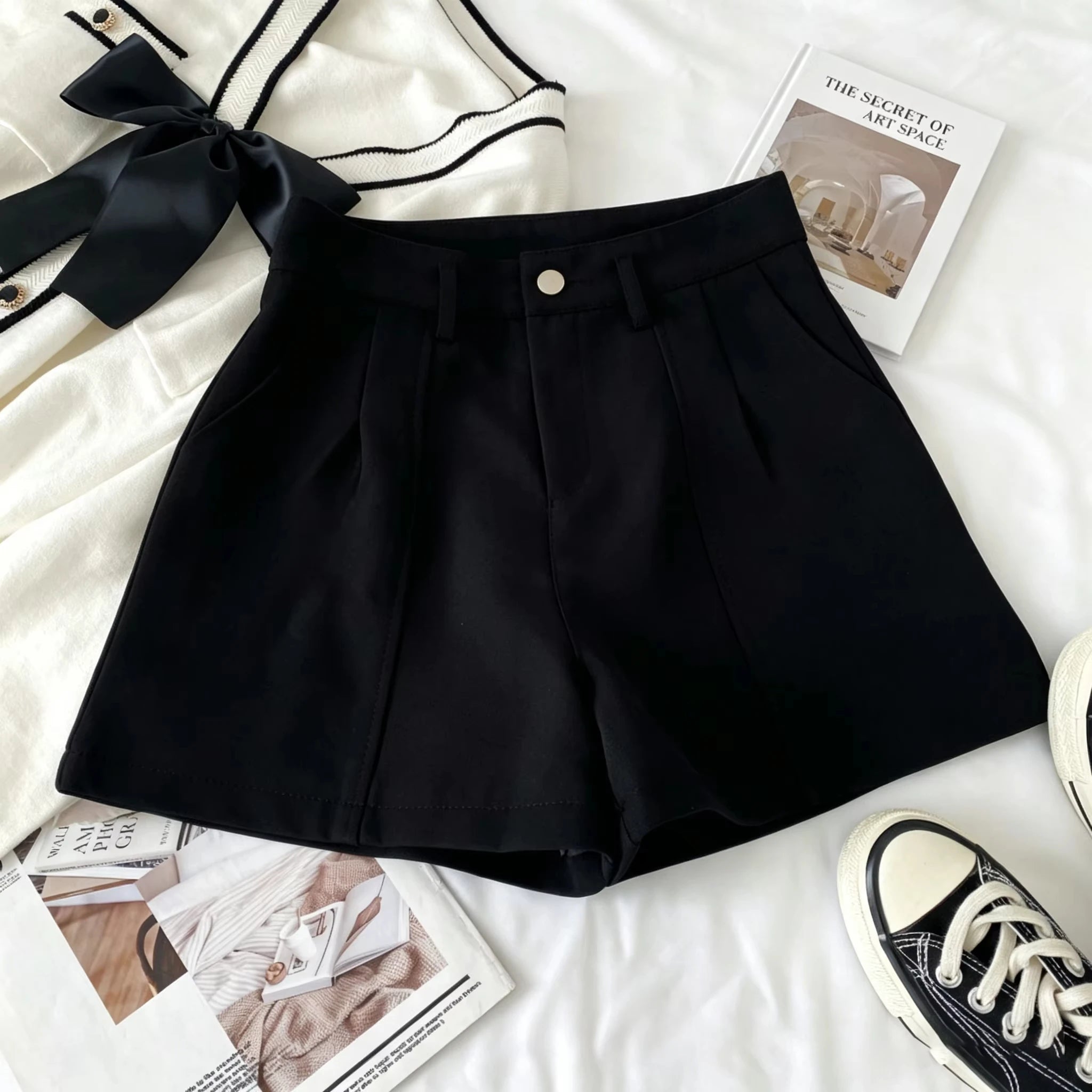 Plus Size Casual Women A-Line Shorts Chic Office Lady Commute Vintage Solid High Waist Short Pants Streetwear Summer Trousers
