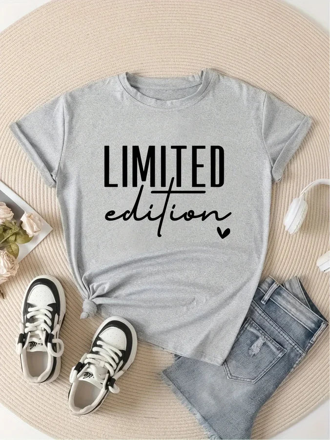 Women's Fashion T-Shirt Casual Limited Edition Graphic Tee Fashionable Letter Urban Style Print Women'S Round Neck T-Shirt