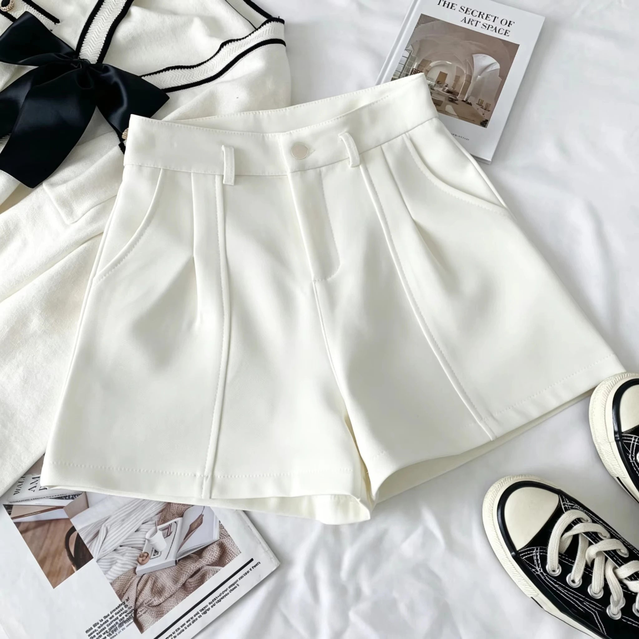 Plus Size Casual Women A-Line Shorts Chic Office Lady Commute Vintage Solid High Waist Short Pants Streetwear Summer Trousers